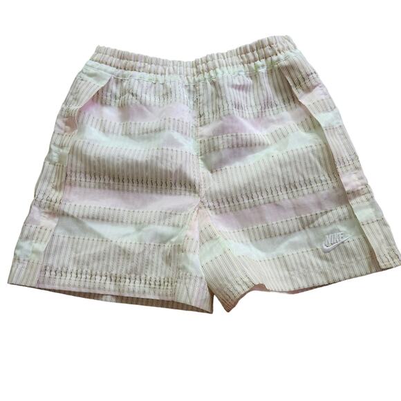 Nike Earth Day jacquard cream shorts size medium - Picture 2 of 5